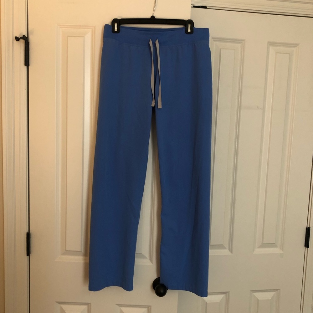 FIGS scrub pants size small